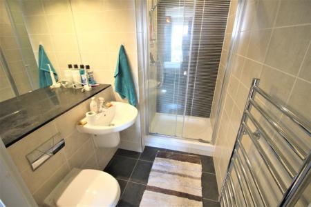 2 bedroom Flat to let in St Johns Gardens, Bury, BL9