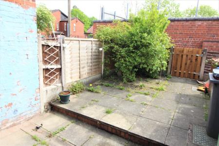 2 bedroom Terraced House for sale in Lumn Road, Hyde, SK14