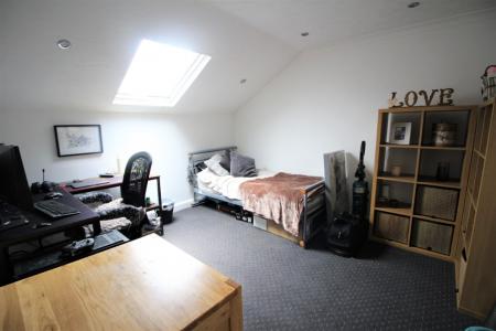 2 bedroom Terraced House for sale in Mansfield Street, Ashton-Under-Lyne, OL7