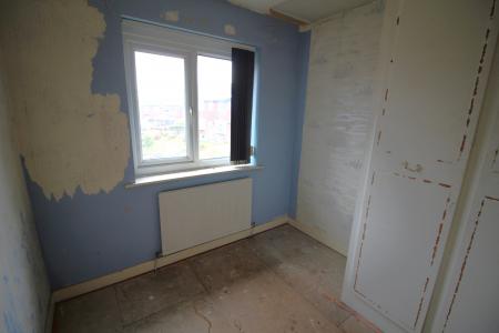 3 bedroom Semi-detached house for sale in Glendon Court, Oldham, OL1