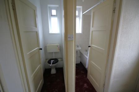 2 bedroom Semi-detached house for sale in Dowry Street, Oldham, OL8