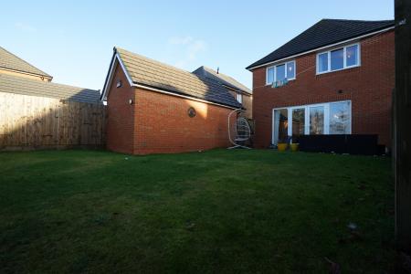 4 bedroom Detached house for sale in Campion Drive, Oldham, OL4