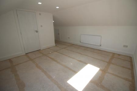 5 bedroom Semi-detached house for sale in Walker Road, Manchester, M9