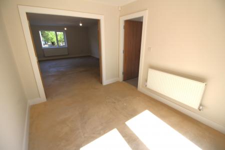 5 bedroom Semi-detached house for sale in Walker Road, Manchester, M9