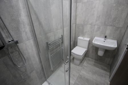 5 bedroom Semi-detached house for sale in Walker Road, Manchester, M9