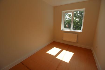 5 bedroom Semi-detached house for sale in Walker Road, Manchester, M9