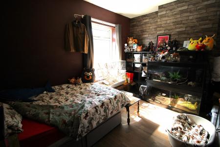 2 bedroom Terraced House for sale in Redgrave Street, Oldham, OL4