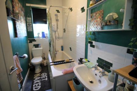 2 bedroom Terraced House for sale in Redgrave Street, Oldham, OL4