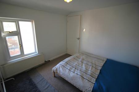 2 bedroom Terraced House to let in Copster Place, Oldham, OL8