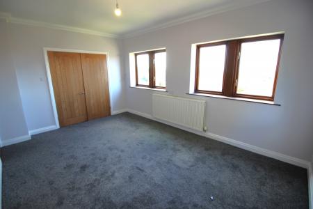 4 bedroom Detached house for sale in Harden Hills, Shaw, OL2