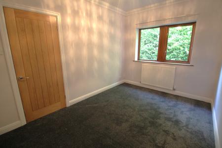 4 bedroom Detached house for sale in Harden Hills, Shaw, OL2