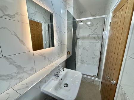 4 bedroom Detached house for sale in Harden Hills, Shaw, OL2