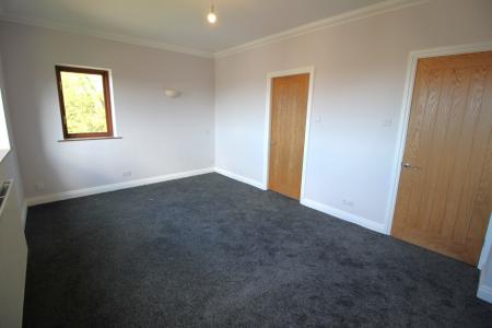 4 bedroom Detached house for sale in Harden Hills, Shaw, OL2