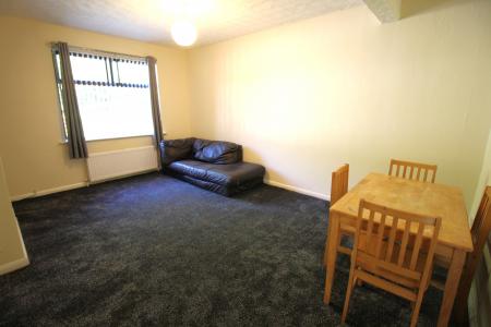 2 bedroom Flat to let in St Alban's Terrace, Manchester, M8