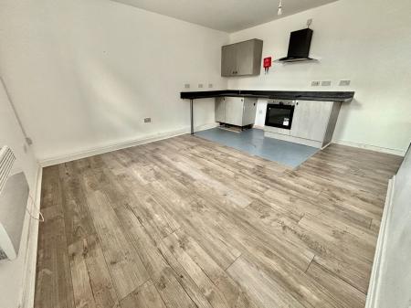 1 bedroom Flat to let in 116 Wash Lane, Bury, BL9