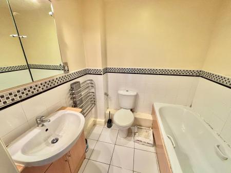 2 bedroom Flat to let in Derby Court, Bury, BL9