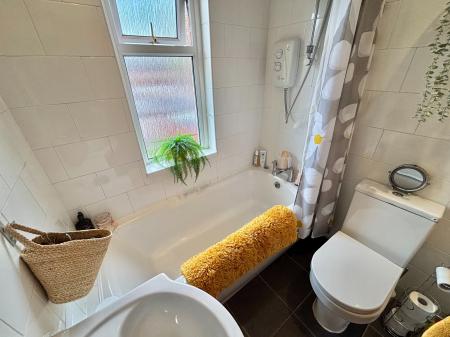 2 bedroom Terraced House for sale in Vulcan Street, Oldham, OL1