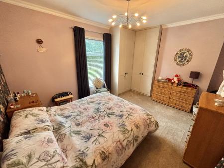 2 bedroom Terraced House for sale in Alma Street, Radcliffe, M26