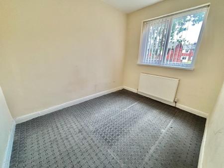 2 bedroom End of terrace house to let in Tenby Street, Oldham, OL8