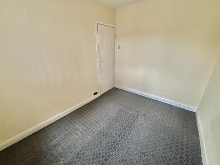 2 bedroom End of terrace house to let in Tenby Street, Oldham, OL8