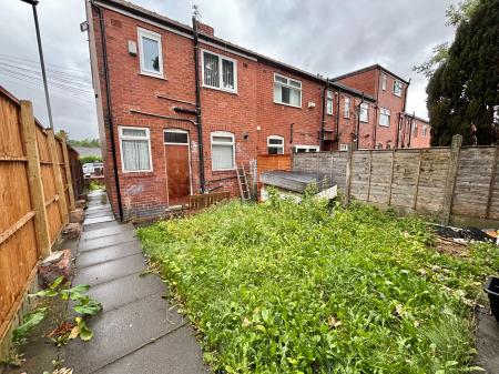 2 bedroom End of terrace house to let in Tenby Street, Oldham, OL8