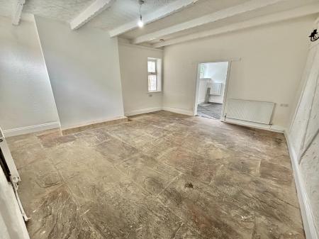 3 bedroom End of terrace house to let in Daisy Bank, Bacup, OL13