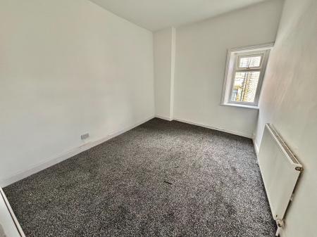 3 bedroom End of terrace house to let in Daisy Bank, Bacup, OL13