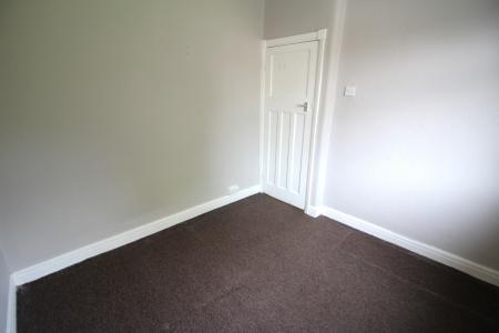 2 bedroom End of terrace house to let in Suffolk Street, Oldham, OL9
