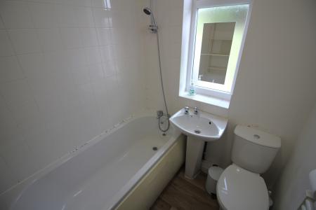 2 bedroom End of terrace house to let in Suffolk Street, Oldham, OL9