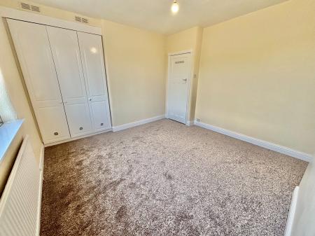 2 bedroom End of terrace house to let in Suffolk Street, Oldham, OL9
