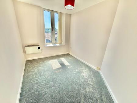 2 bedroom Apartment for sale in Mellor Street, Lees, OL4