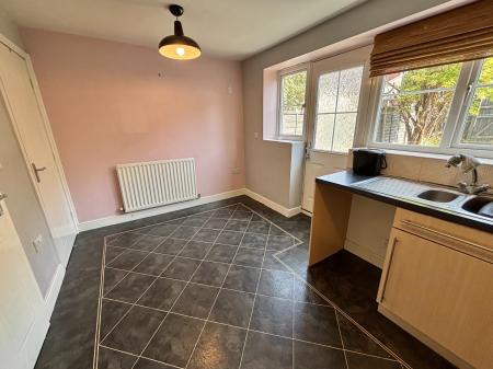 2 bedroom Terraced House to let in New Bridge Gardens, Bury, BL9