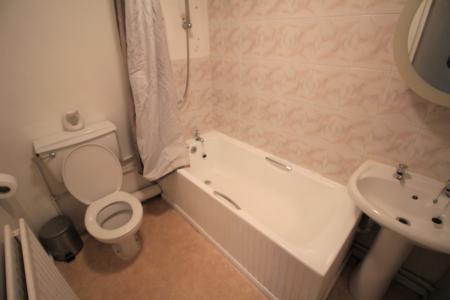 2 bedroom Flat for sale in Glebe Street, Oldham, OL9