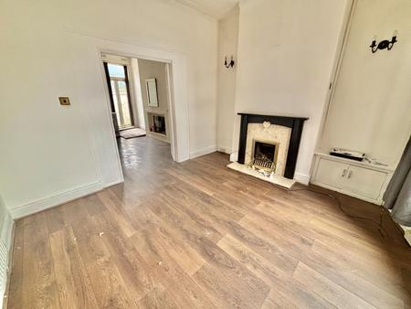 2 bedroom Terraced House to let in Old Road, Failsworth, M35
