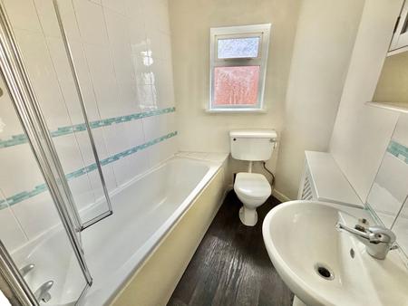 2 bedroom Terraced House to let in Old Road, Failsworth, M35