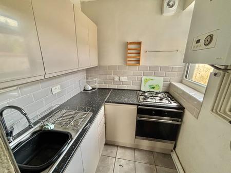 2 bedroom Terraced House to let in Old Road, Failsworth, M35