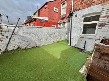 2 bedroom Terraced House to let in Burstead Street, Manchester, M18