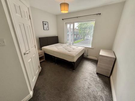 1 bedroom House share to let in Harcourt Street, Oldham, OL1