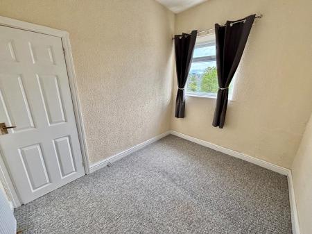 2 bedroom Terraced House to let in Mortimer Street, Oldham, OL1