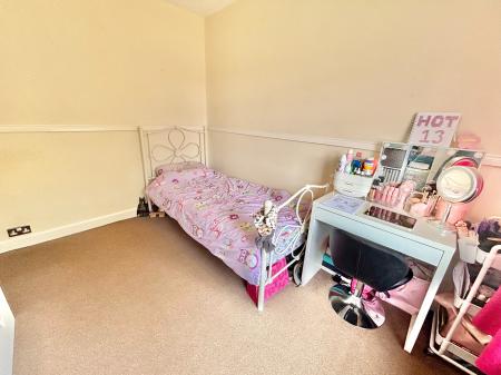 3 bedroom Semi-detached house for sale in Kirby Avenue, Chadderton, OL9