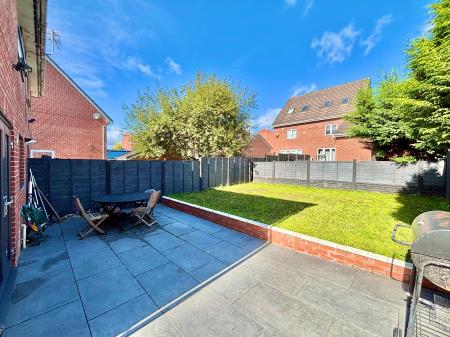 3 bedroom Semi-detached house to let in Mosley Avenue, Bury, BL9