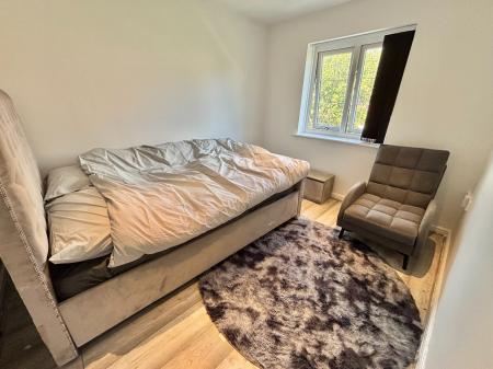 3 bedroom Semi-detached house to let in Mosley Avenue, Bury, BL9