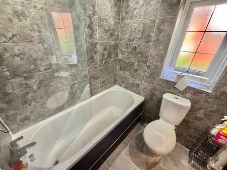 3 bedroom Semi-detached house to let in Mosley Avenue, Bury, BL9