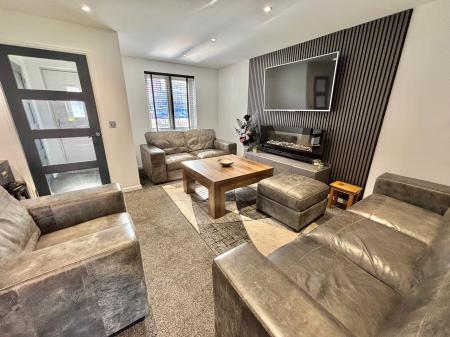 3 bedroom Semi-detached house to let in Mosley Avenue, Bury, BL9