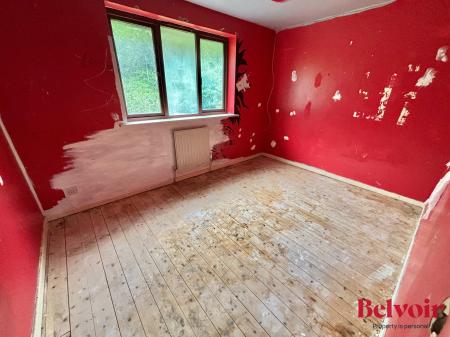 2 bedroom Semi-detached house for sale in Bottomfield Close, Oldham, OL1