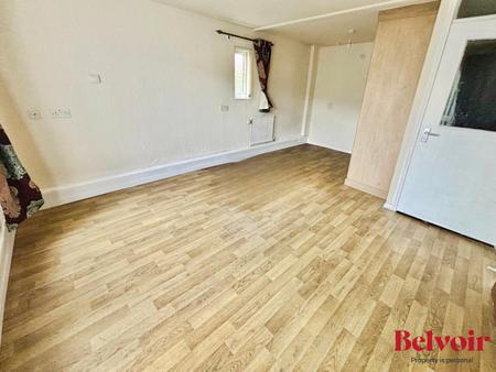 1 bedroom Studio flat to let in Milne Street, Chadderton, OL9