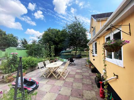 1 bedroom House share to let in Church Road, Tostock, IP30