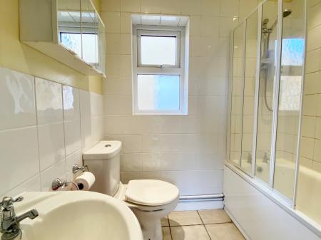 1 bedroom House share to let in Church Road, Tostock, IP30