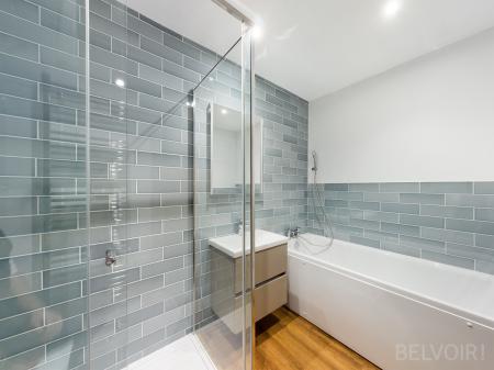 4 bedroom Detached bungalow to let in Hardwick Lane, Bury St Edmunds, IP33