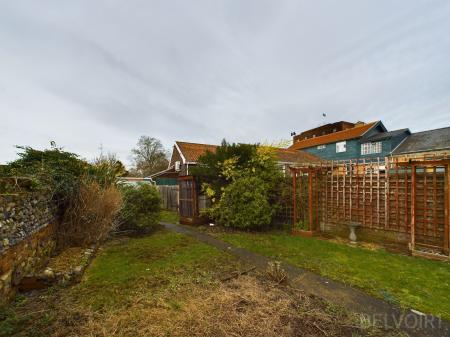 2 bedroom Terraced House to let in Maynewater Lane, Bury St Edmunds, IP33